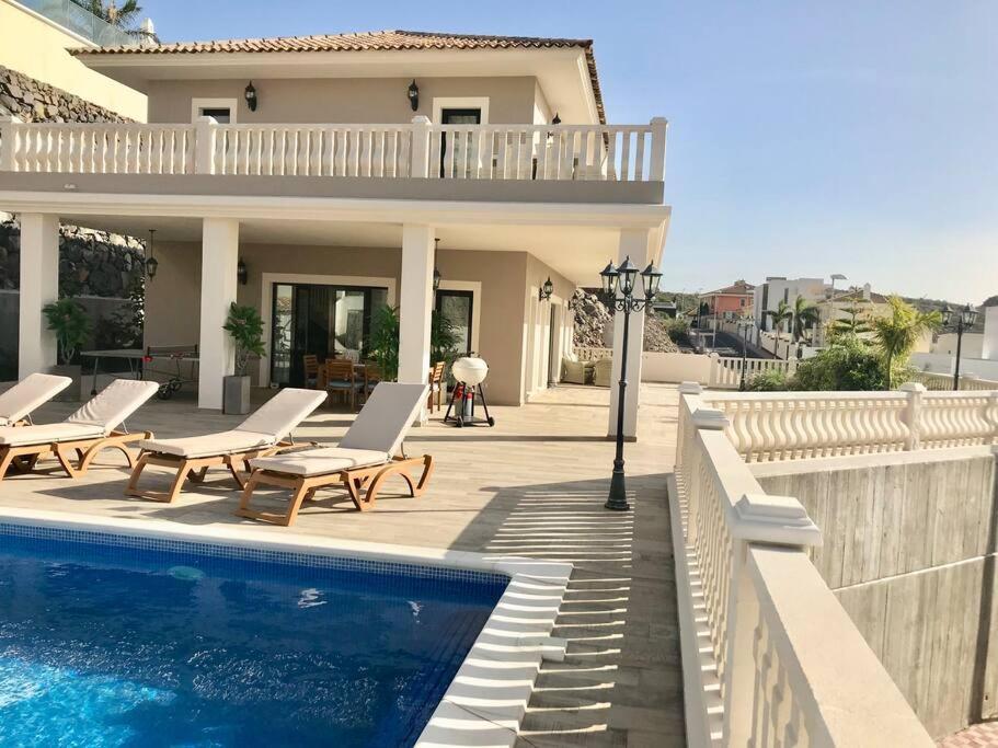 Villa Vista Bella Costa Adeje In Ruhiger Villengegend Mit Meerblick エクステリア 写真