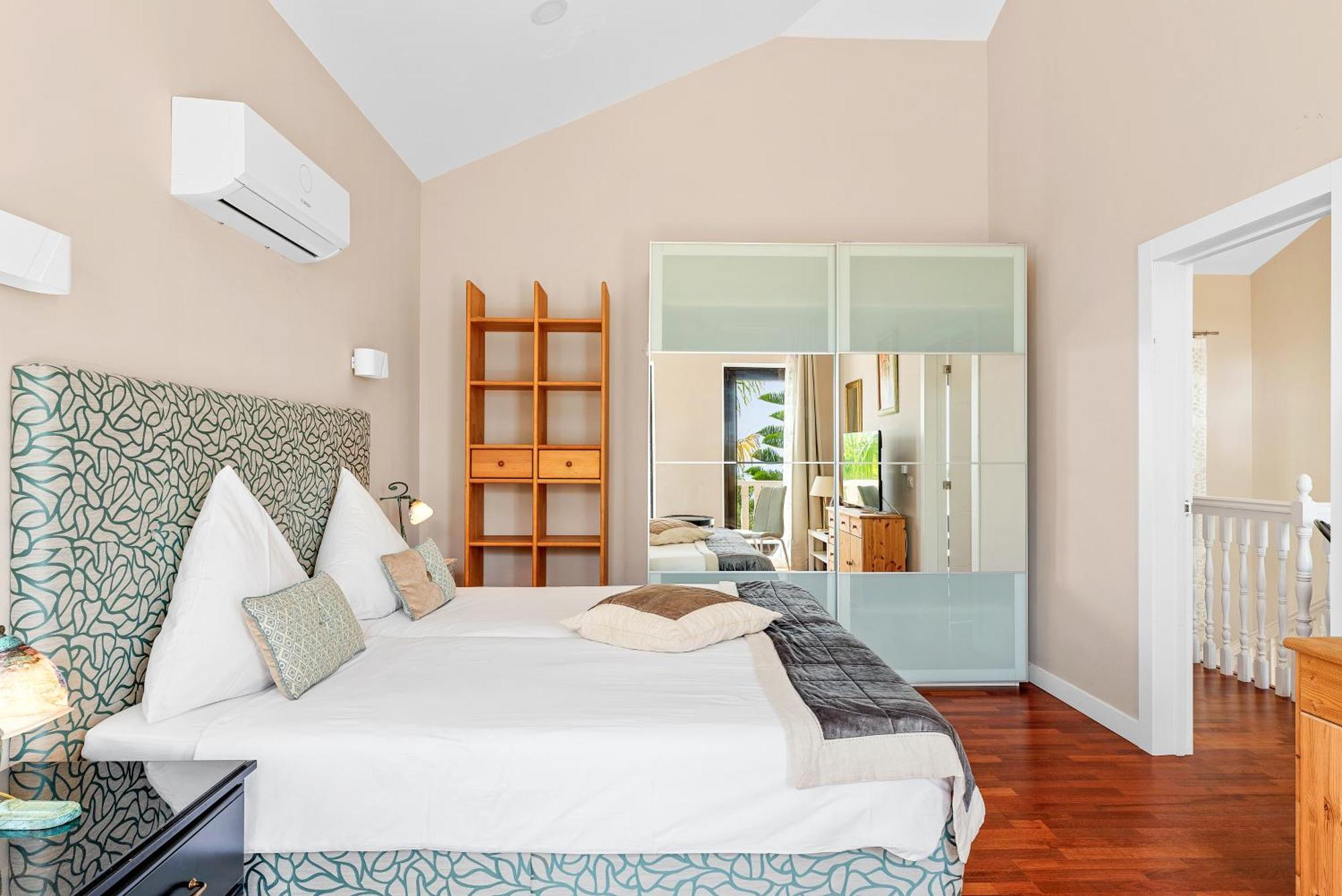 Villa Vista Bella Costa Adeje In Ruhiger Villengegend Mit Meerblick エクステリア 写真